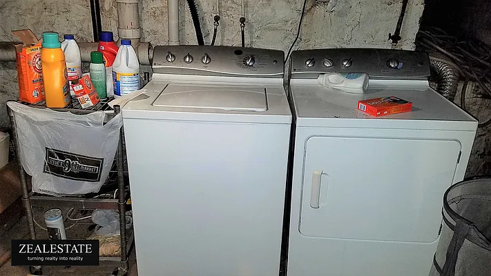 Rented by ZealEstate Group Inc | media 43