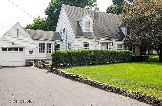 1st image of 211 Nippersink Ave