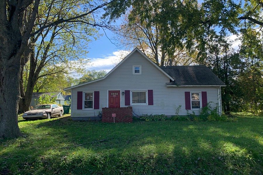 1st image of 117 Montague St