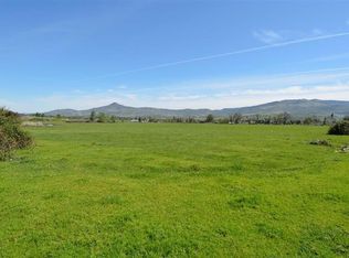 3051 Coleman Creek Rd, Medford, OR 97501