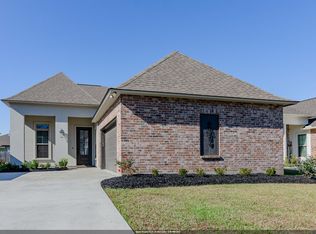 11589 Hideaway St, Denham Springs, LA 70726