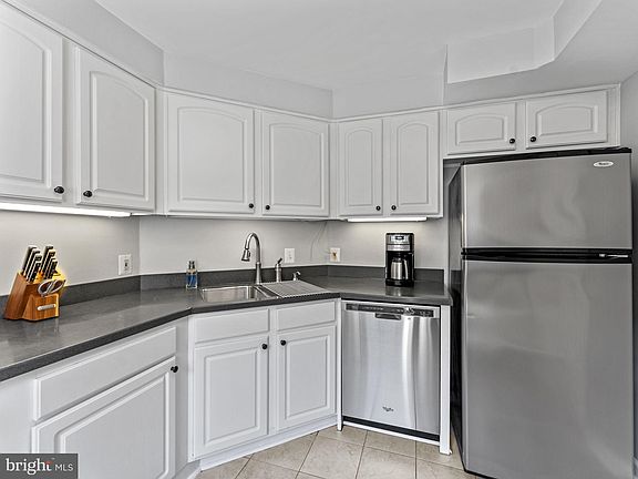 3rd image of 120 Cameron St #Cs201