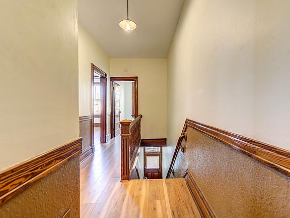 4th image of 2306 Russell Blvd #A