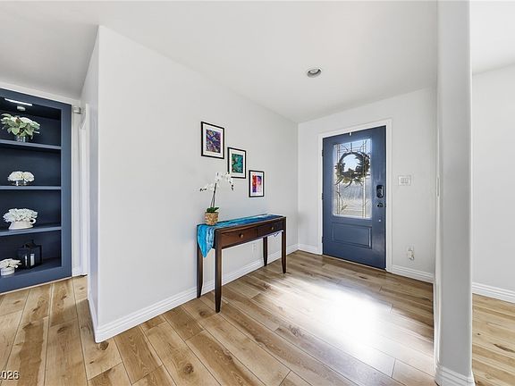 3rd image of 1117 Francis Ave