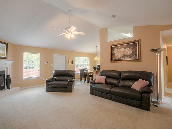 2nd image of 14000 Maddie Cir