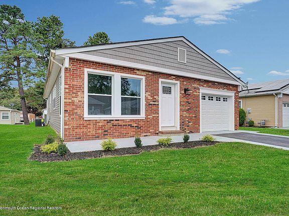 2nd image of 3 Burgess Ct