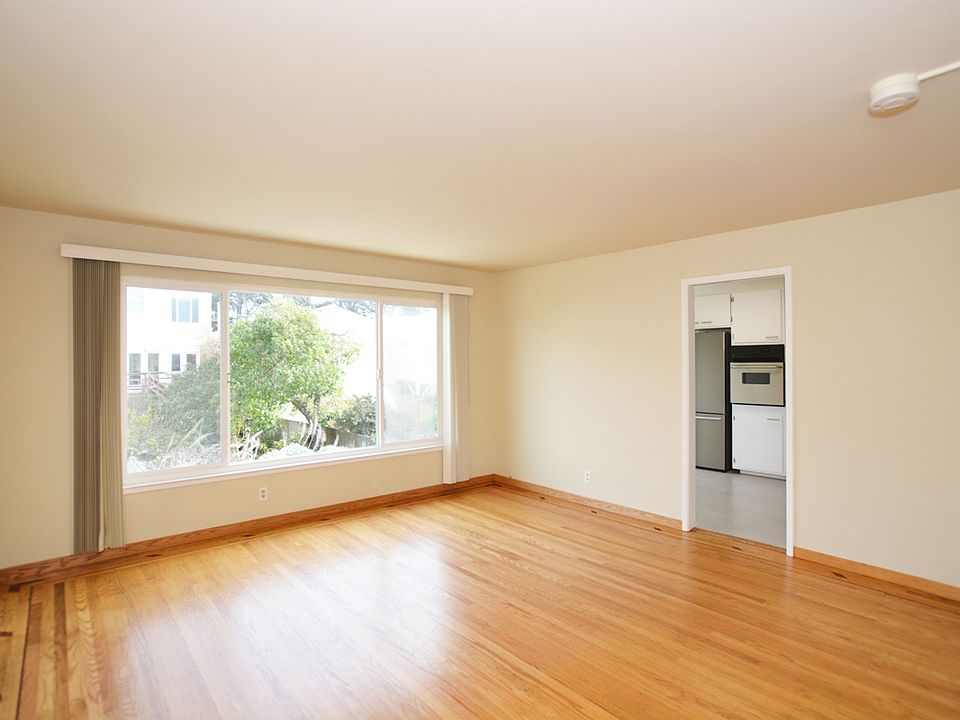 1st image of 1350 38th Ave #3