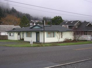 102 11th St, Garibaldi, OR 97118