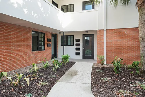 520 Lovett Blvd #2D Photo 1 520 Lovett Blvd #2D Photo 1