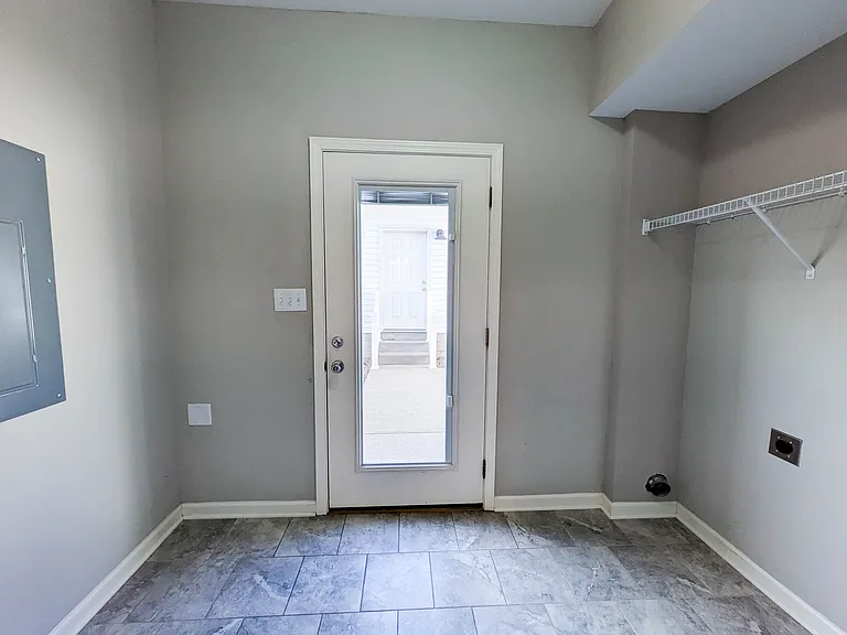 330 Parkview Pl — Photo 21