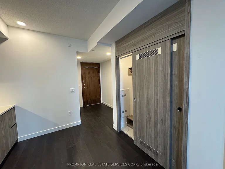 18 Esther Shiner Blvd #1512 — Photo 5