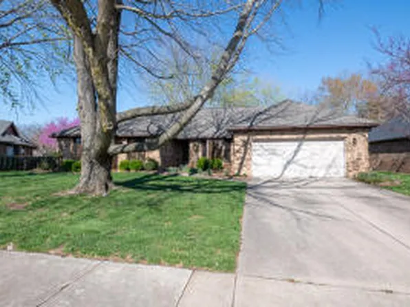 1935 E Lakewood Street, Springfield, MO 65804