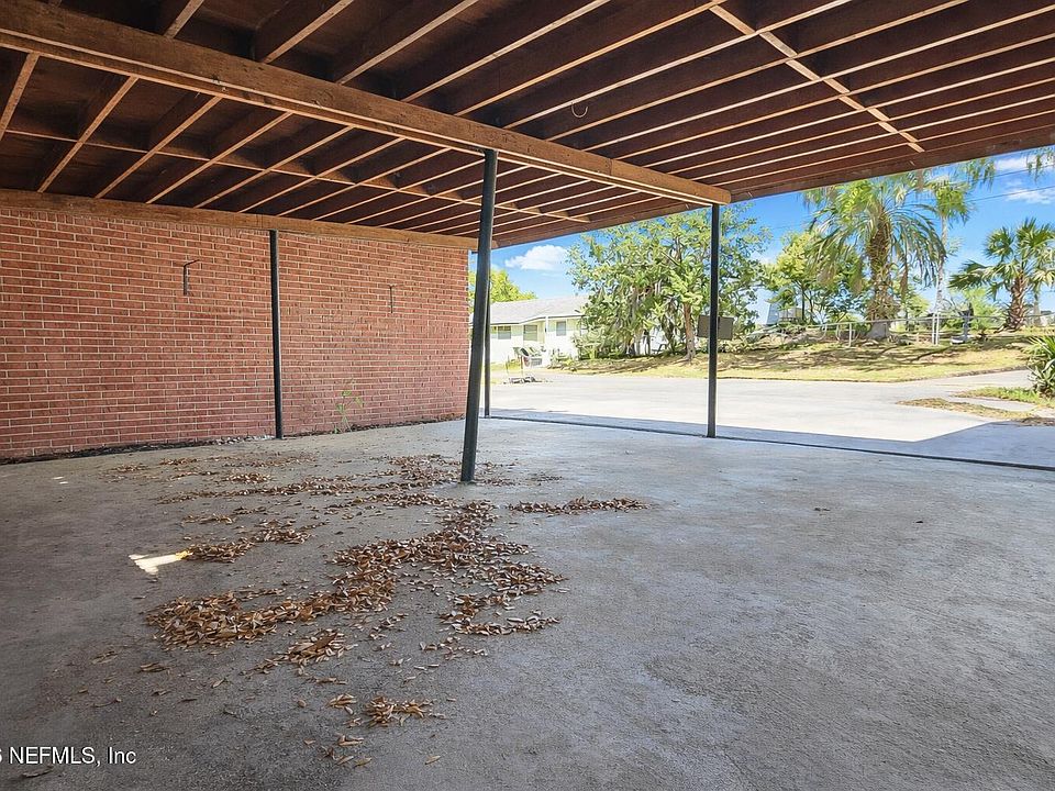 25th image of 9604 WOODLAND Avenue