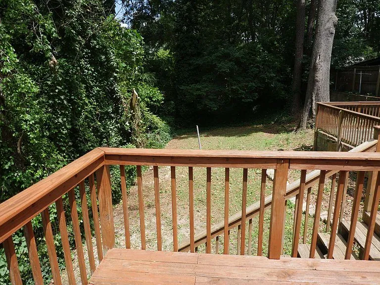 1065 Atlantic Dr NW — Photo 21