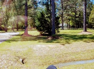 135 Spiral Rd, Thomasville, GA 31757