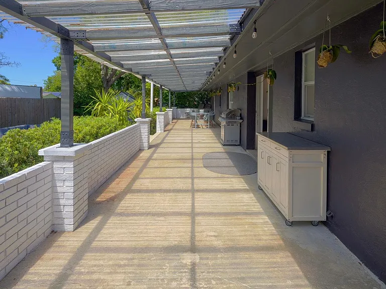 5500 Queenswood Dr — Photo 23