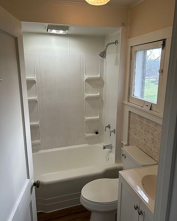 App#2  bathroom