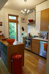 Rented by Alexandra Ferguson, LREB