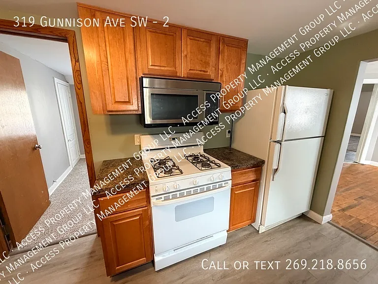 319 Gunnison Ave SW #2 — Photo 8