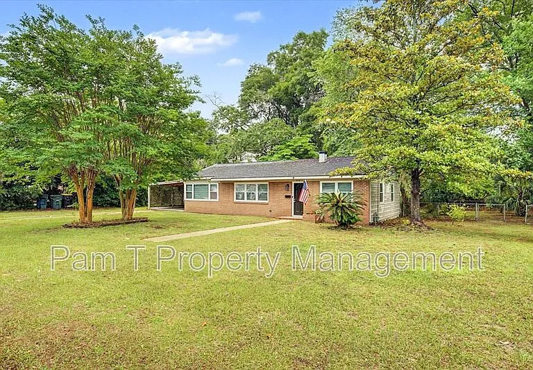 3712 Oakland Ct — Photo 2
