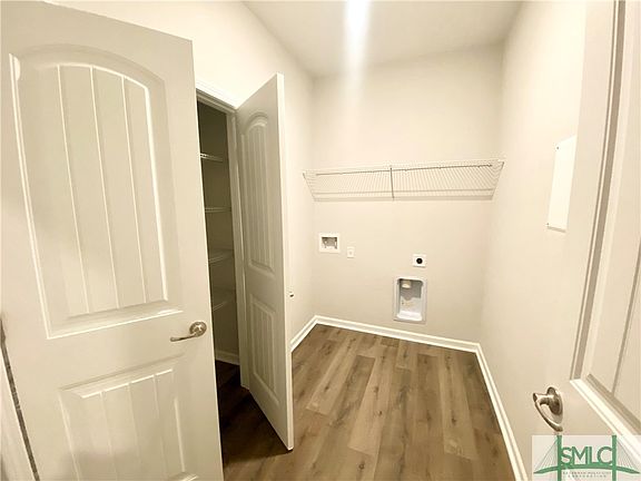 4th image of 303 Sessile Oak Drive