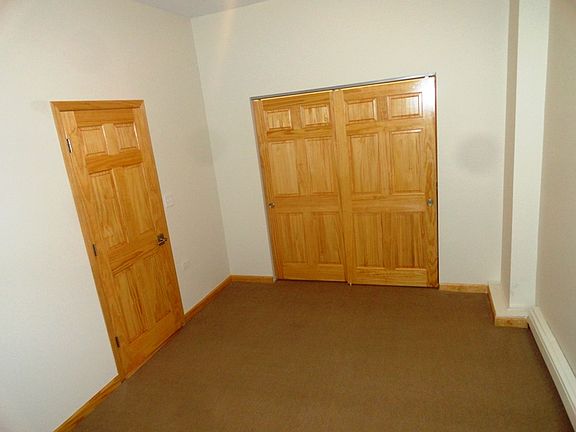 4th image of 6221 S Kenwood Ave APT 3F