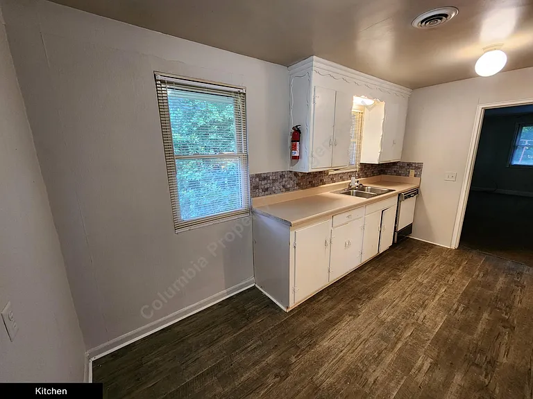 821 Arrowwood Rd — Photo 10