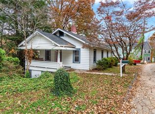 140 Chatham Rd, Asheville City, NC 28804