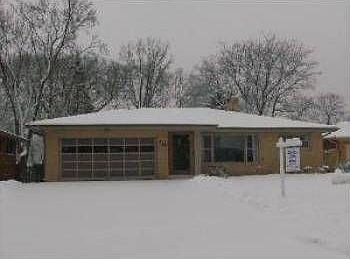 1st image of 845 Hill Ave