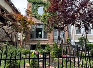 3412 N Janssen Ave #1, Chicago, IL 60657