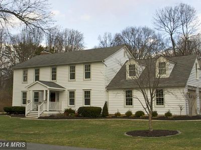 314 E St NE, Vienna, VA, 22180