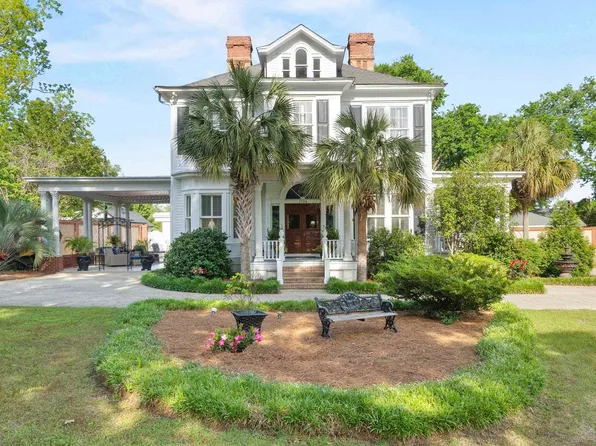 1704 Fair St, Camden, SC 29020