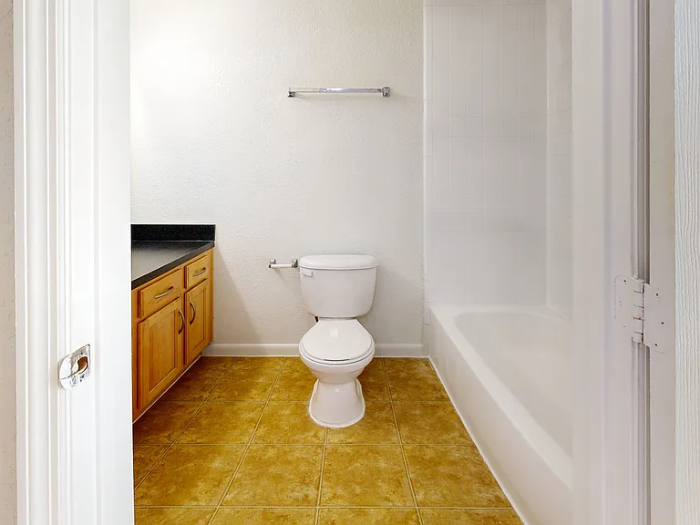 Altamira Place Apartment Homes — Photo 89