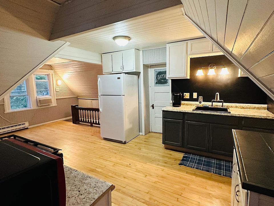 29 Main St Whitesboro NY Zillow