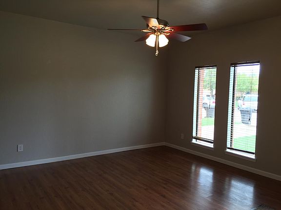 4th image of 3866 Georgetown Dr