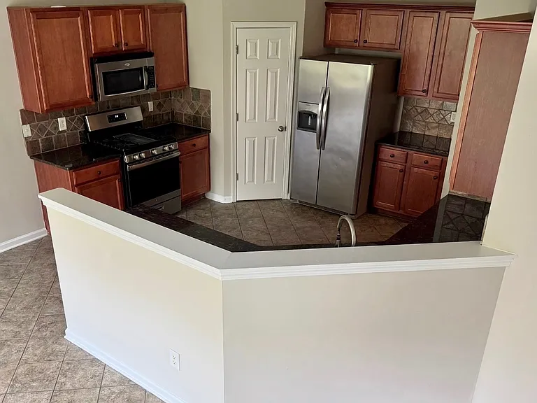 808 Harvest Brook Dr — Photo 5