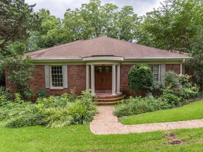 381 Ridgecrest Dr, Starkville, MS, 39759