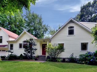 61 Stony Run, New Rochelle, NY 10804