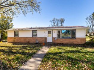 620 Clinton St, Galena, IL 61036