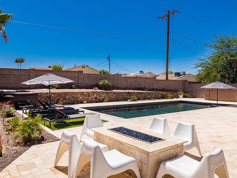 3420 Sheik Dr — Photo 40