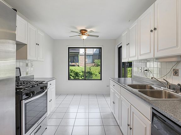 4th image of 1010 E Kevin Ct Unit 1804