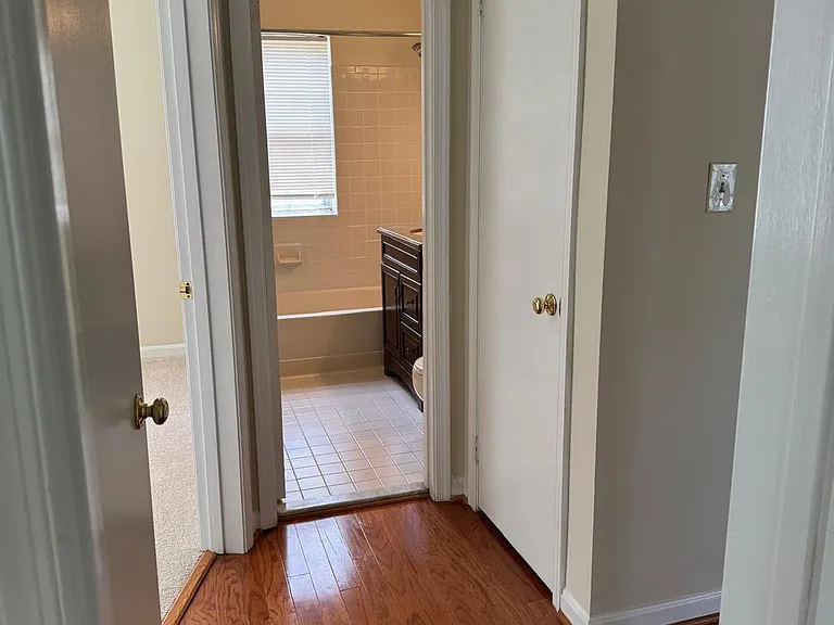 1720 Queens Ln #3172 — Photo 22