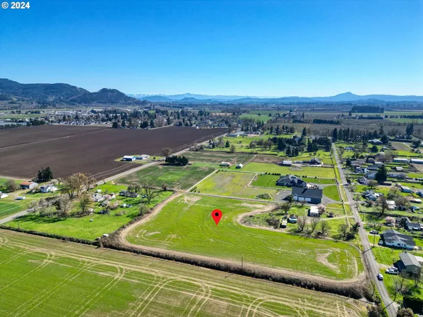 Stallings Ln, Eugene, OR 97408