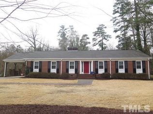 5305 Parkwood Dr, Raleigh, NC 27612