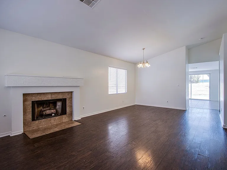 7510 Isley Ave — Photo 4