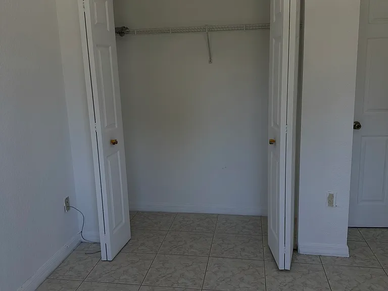18124 SW 152nd Pl — Photo 16