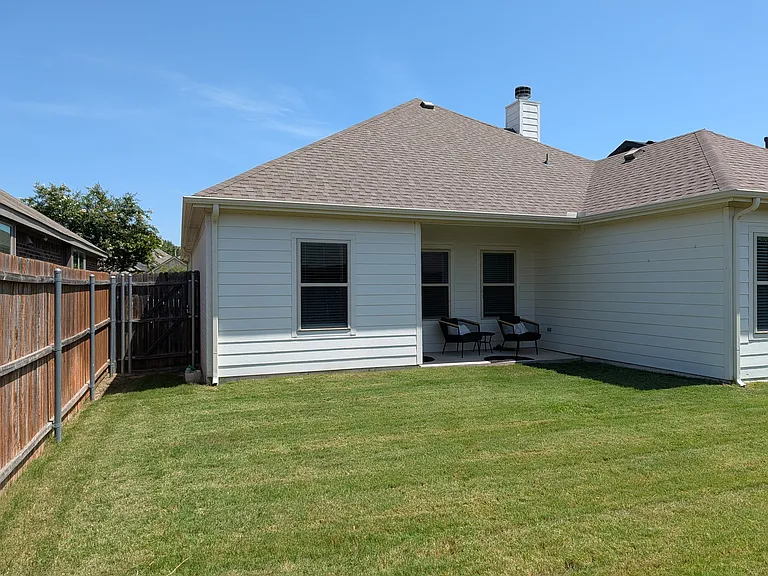 6320 Battle Mountain Trl — Photo 27