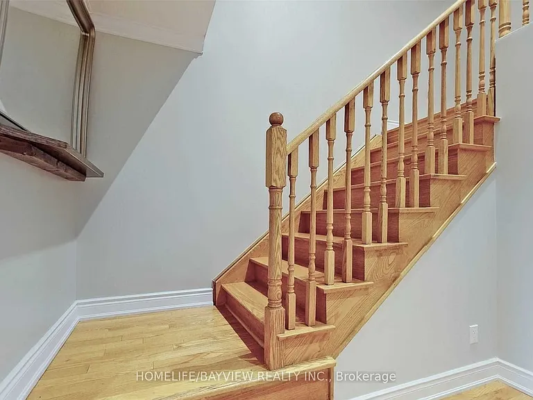 35 Wedgewood Pl — Photo 4