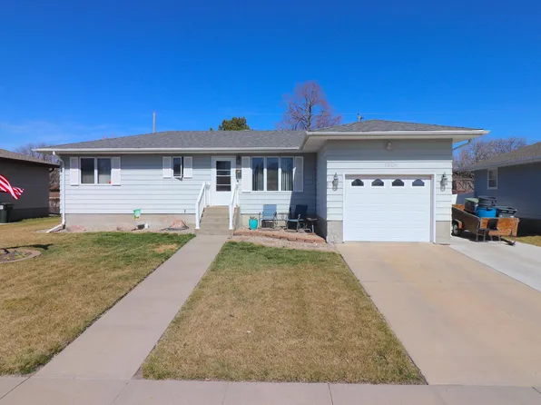 3004 28th St, Columbus, NE 68601