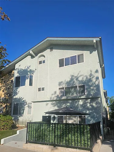 430 E Valencia Ave #D Photo 1